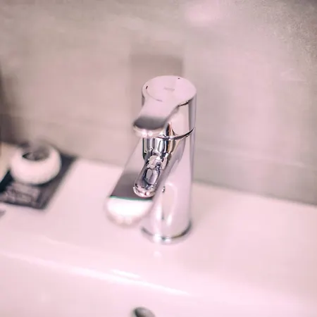 Mannix Urban Hotel 2*