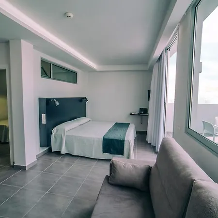 Готель Mannix Urban 2*