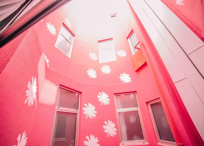 Mannix Urban Hotel 2*