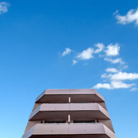 Mannix Urban Hotel 2*